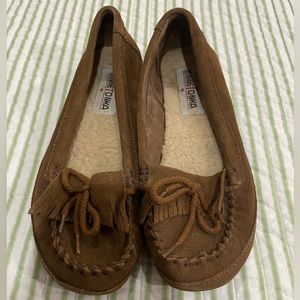Minnetonka classic moccasins